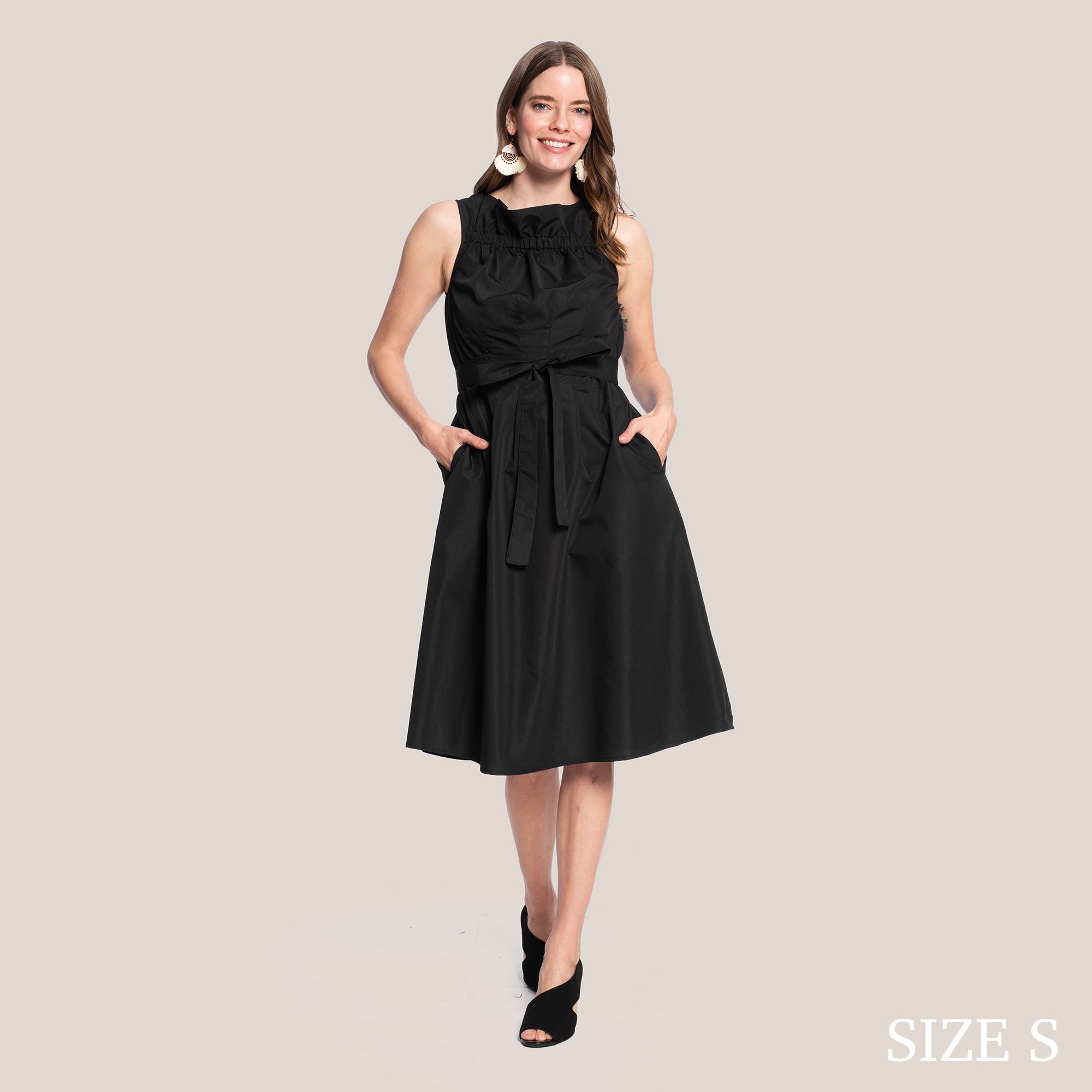 LANDRY SLIMMING DRESS - BLACK