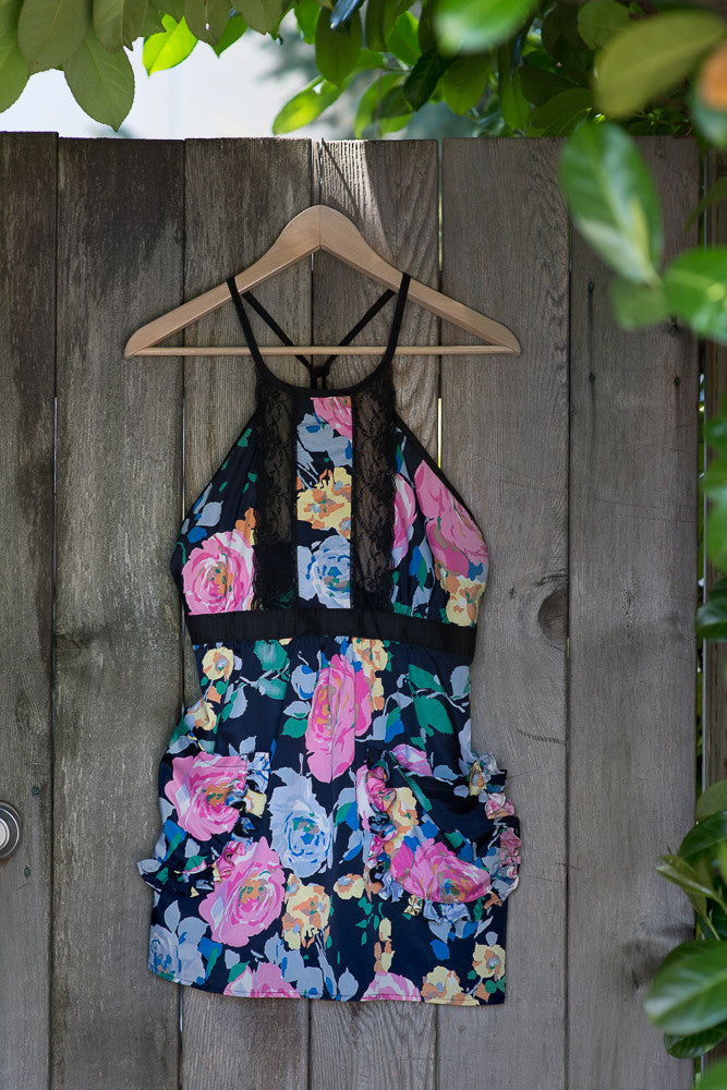 Multi Color Roses Apron | Adult